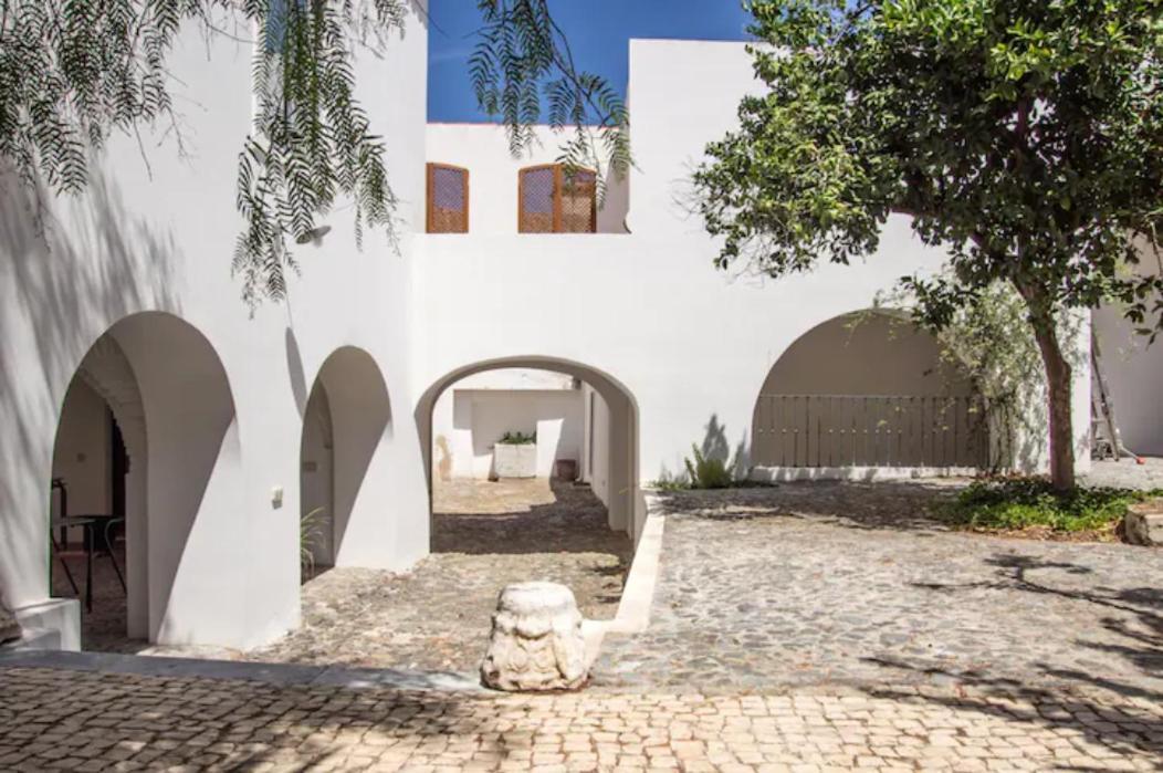 Casa Do Sembrano Bed & Breakfast Beja Luaran gambar